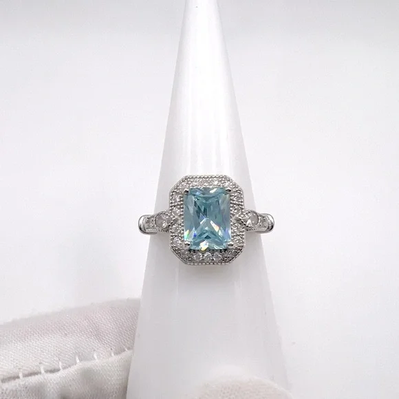 .925 Sterling Silver Aquamarine Cz Ring - Picture 7 of 16